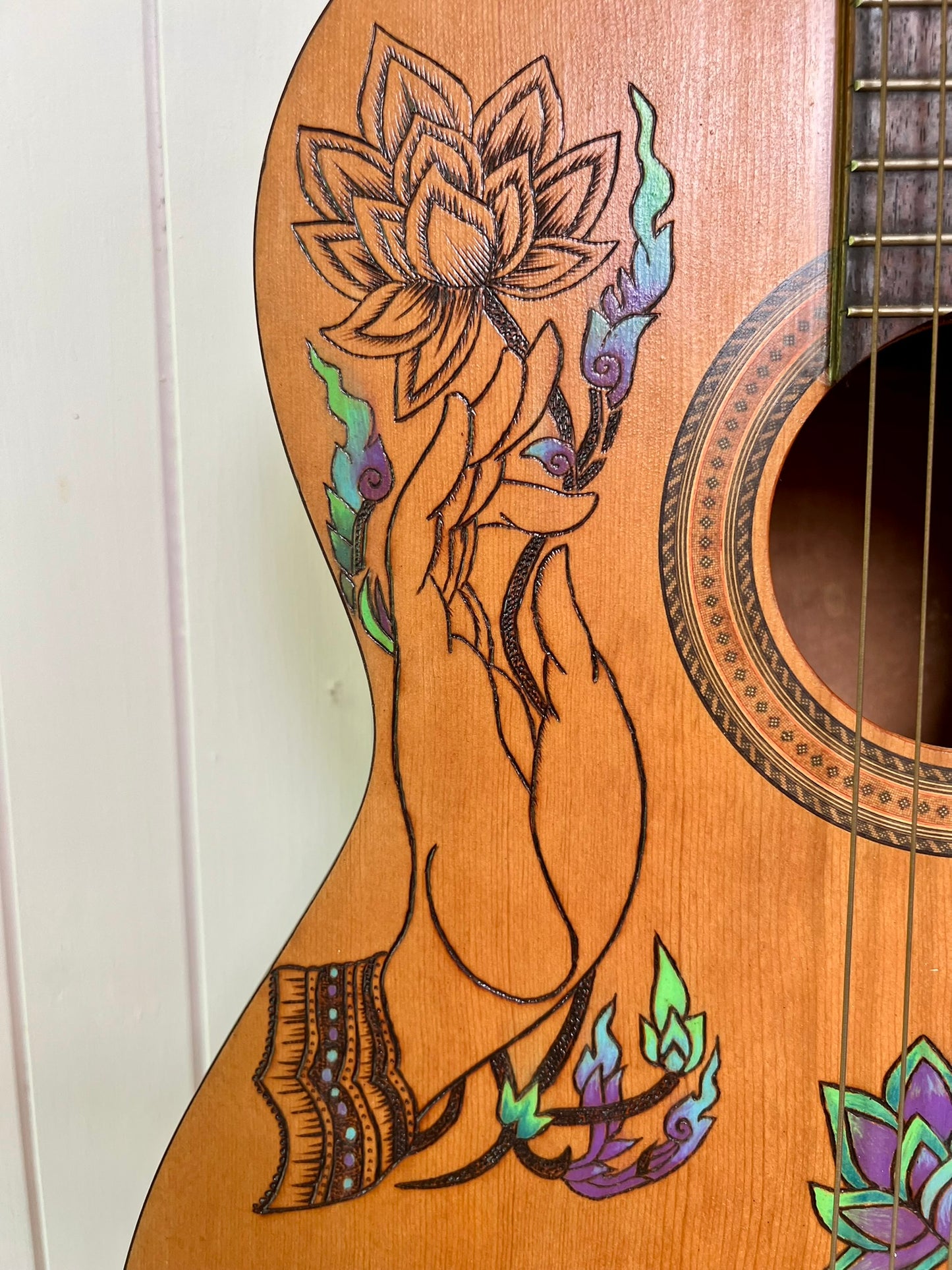 Go Your Own Way – Upcycled Guitar with Lotus Pyrography