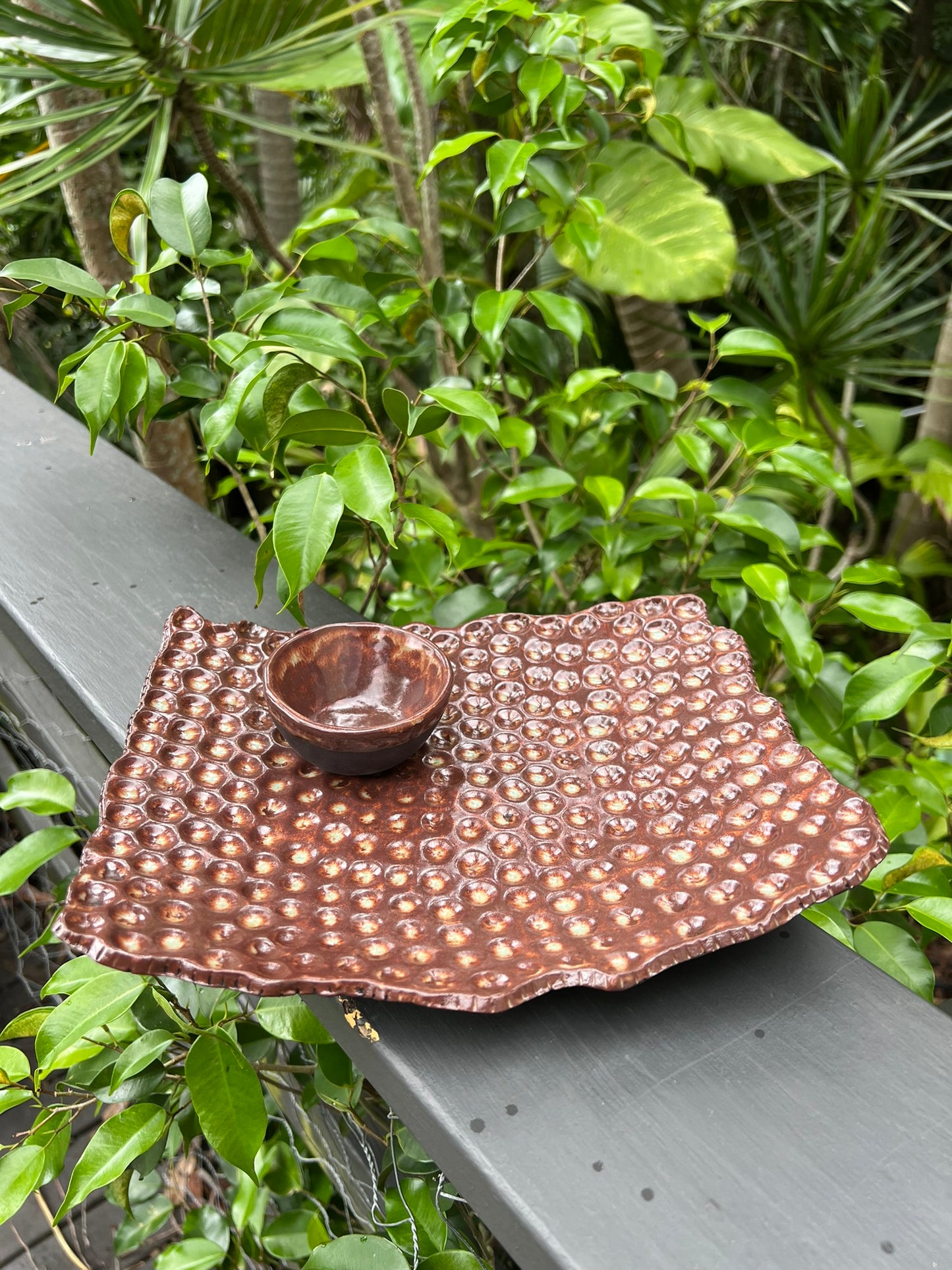 Oolong Platter & Bowl in Black Clay